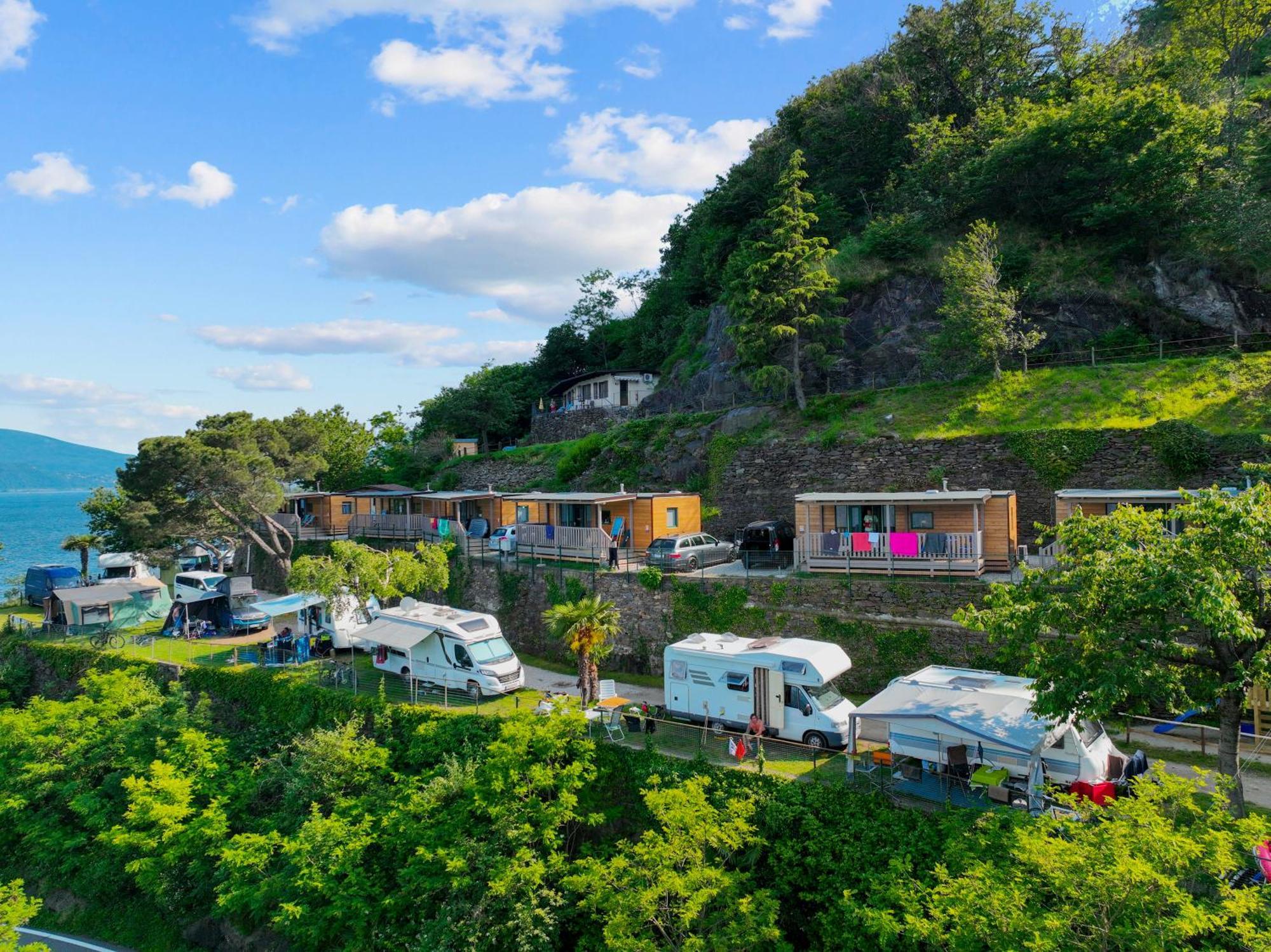 Lakeview & Campsite *